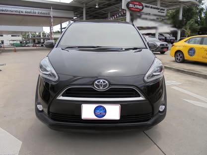 Toyota Sienta 1.5 V